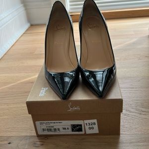 Christian Louboutin Decollete 554 85 Black Patent shoes
